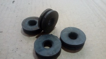 КРЕПЛЕНИЕ РЕЗИНОВЫХ ОБтекателей SUZUKI GSF 400 BADNIT