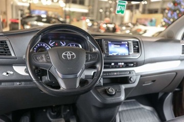 Toyota 2021 Toyota Proace Verso Verso 2.0 D4-D Long VIP Aut. 2.0 Diesel 177KM, zdjęcie 14