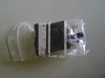 ПЕРЕКЛЮЧАТЕЛЬ ВОЗДУХА ВОЗДУХА VW T4 701959511 OEM