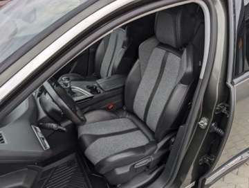 Peugeot 3008 II Crossover 1.2 PureTech 130KM 2018 Peugeot 3008 Ledy Navi Kamera Tempomat Alu Serwis Gwarancja 1.2 Benzyna, zdjęcie 33