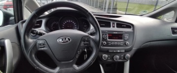 Kia Ceed II Kombi 1.4 DOHC 100KM 2012 Kia Ceed 1.4 benz ,bezwypadek ,jeden wlasc ,nowy rozrzad 1.4 Benzyna 100KM, zdjęcie 12