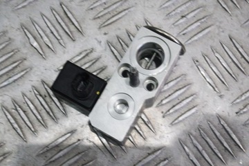 ZAWOR ZAWOREK CHLODNICY BMW G09 XM 9496916
