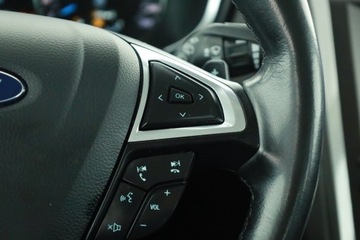 Ford Mondeo V Kombi Facelifting 2.0 EcoBlue 190KM 2020 Ford Mondeo 2.0 EcoBlue, 187 KM, Automat, Navi, zdjęcie 14