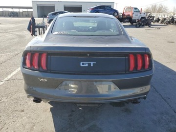 Ford Mustang VI 2017 Ford Mustang GT 2017 5.0l 5.0 Benzyna 435KM, zdjęcie 2