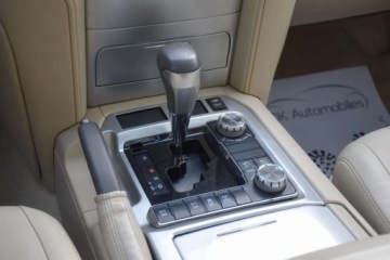 Toyota Land Cruiser VII 2019 Toyota Land Cruiser LAND CRUISER GX.R 4.6 V8 318KM 7-Miejsc LED Kamery Sko, zdjęcie 30