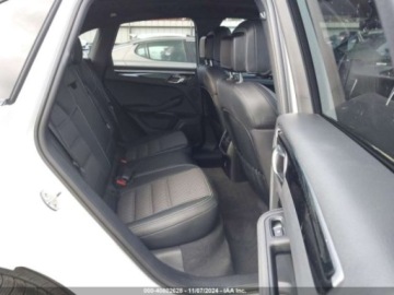 Porsche Macan 2023 Porsche Macan 2023r., 4x4, 2.0L 2.0 Benzyna 261KM, zdjęcie 9