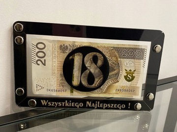 Копилка, подарок на 18-летие, сувенир