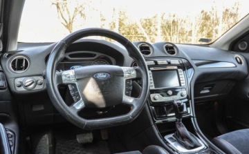 Ford Mondeo IV Kombi 2.0 Duratorq TDCi DPF 140KM 2010 Ford Mondeo 2,0TDCI Automat Alcantara Pakiet ST 2.0 Diesel 140KM, zdjęcie 8