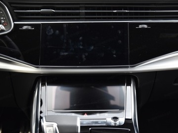 Audi Q8 2025 AUDI Q8 TFSI e quattro Suv (394 KM) 2025, zdjęcie 10