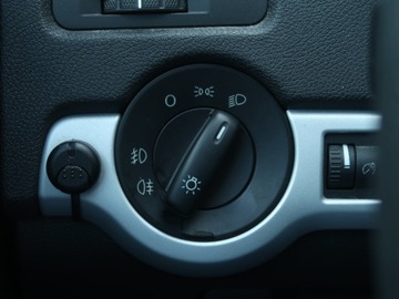 Skoda Octavia II Hatchback Facelifting 1.4 TSI 122KM 2010 Skoda Octavia 1.4 TSI, Salon Polska, Klima, zdjęcie 15