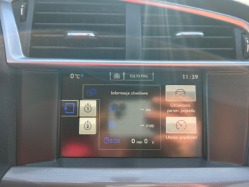 Citroen C4 II Hatchback 5d Facelifting 1.6 BlueHDi 100KM 2016 Citroen C4 Nawigacja GPS Lampy LED Klimatronik Tempomat Serwisowany Gwaran, zdjęcie 13