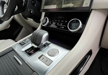 Jaguar F-Pace 2022 Jaguar F-Pace Jaguar F-Pace 2.0 Benzyna 250km wersja HSE R-Dynamic GWARANC, zdjęcie 7