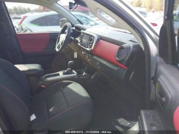 Toyota Tacoma II 2022 Toyota Tacoma 2022r., SR5 V6, od ubezpieczalni 3.5 Benzyna 278KM, zdjęcie 8