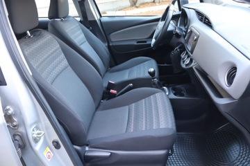 Toyota Yaris III Hatchback 5d Facelifting 1.33 Dual VVT-i 99KM 2016 Toyota Yaris 1.33 Dual VVT-i, Salon Polska, Klima, zdjęcie 8