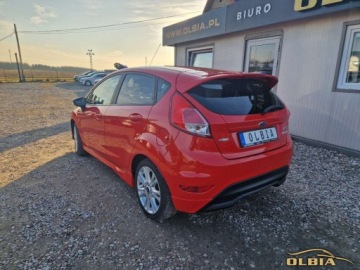 Ford Fiesta VII Hatchback 3d Facelifting 1.0 EcoBoost 100KM 2014 Ford Fiesta Pakiet zewnetrzny ST-line, Nawigacja Super utrzymana Benzyna, zdjęcie 3