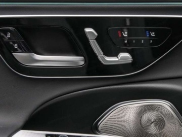 Mercedes Klasa E W214 2025 E Klasa 300 e 4-Matic AMG 2.0 (333KM) 2025, zdjęcie 11