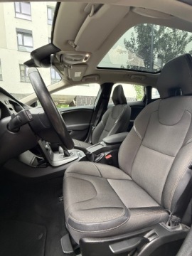 Volvo 2018 Volvo V40 Cross Country D4 Momentum, 190 KM, 2018 r., zdjęcie 8