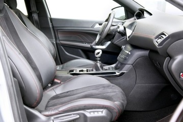 Peugeot 308 II Hatchback GT 1.6 e-THP 205KM 2015 Peugeot 308 GT 205PS/LED/ Alcantara/Navi/2x PDC/, zdjęcie 13