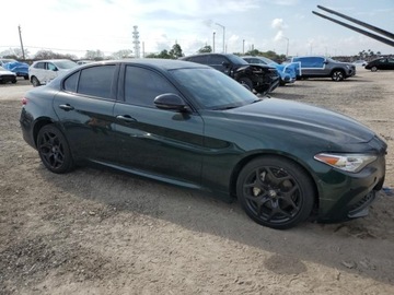 Alfa Romeo Giulia II Sedan Facelifting 2.0 Turbo 280KM 2021 Alfa Romeo Giulia Sport 2021 2.0l 2.0 Benzyna 280KM, zdjęcie 4