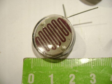 ФОТОРЕЗИСТОР датчика освещенности ФР 22 рез.