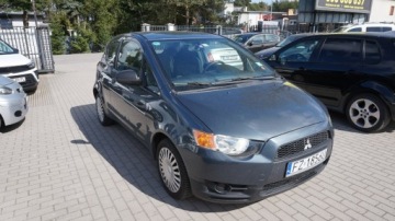 Mitsubishi Colt VI Hatchback 1.1 i 12V 75KM 2008 Mitsubishi Colt zarejestrowany, ubezpieczony, zdjęcie 2