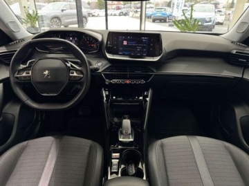 Peugeot 2008 II SUV 1.2 PureTech 130KM 2021 Peugeot 2008 Allure CarPlayAndroid Auto Keyless LED Asystent pasa ruchu, zdjęcie 12