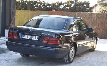 Mercedes Klasa E W210 1998 Mercedes-Benz Klasa E Mercedes-Benz Klasa E 250 TD Elegance 2.5 Diesel, zdjęcie 4