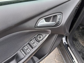 Ford Focus III Hatchback 5d facelifting 1.0 EcoBoost 125KM 2015 Ford Focus Grzana Kierownica Navi Klimatronic Bez wypadek, zdjęcie 18