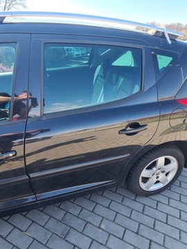 DVEŘE LEVÉ ZADNÍ KOMPLETNÍ PEUGEOT 207 SW KÓD LAK EXL