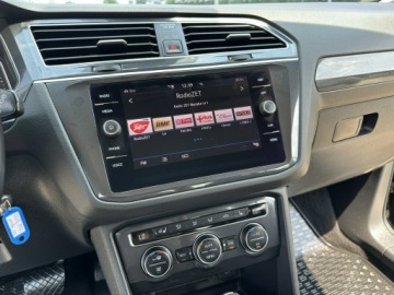 Volkswagen Tiguan II SUV 2.0 TDI SCR 240KM 2019 Volkswagen Tiguan Virtual FullLED El.klapa, zdjęcie 21