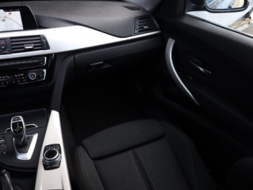 BMW Seria 3 F30-F31-F34 Limuzyna Facelifting 2.0 320d 190KM 2018 BMW 3GT 320d xDrive GT, Salon Polska, Serwis ASO, zdjęcie 7