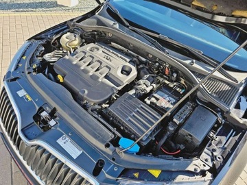 Skoda Octavia III Kombi 1.6 TDI 110KM 2016 Skoda Octavia JOY___1.6TDi 110KM DSG___Xenon LED Navi Alcantara___Pelna Hi, zdjęcie 12