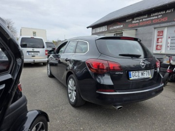 Opel Astra J 2013 Opel Astra Sports Tourer 2.0 CDTI 163 KM, Automat,, zdjęcie 5