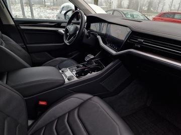 Volkswagen Touareg III SUV 3.0 V6 SCR TDI 286KM 2023 Volkswagen Touareg 3.0 V6 TDI 4Mot. Elegance 286KM, zdjęcie 17