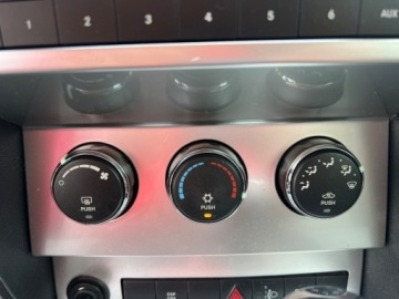 Dodge Nitro 2.8 CRD 177KM 2008 Dodge Nitro SXT 2.8 CRD 4x4 Automat Klimatyzacja Parktronic Tempomat Gwara, zdjęcie 7