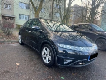Honda Civic VIII Hatchback 5d 1.4 i 83KM 2007 Honda Civic Honda Civic 1,4 benzyna Klimatyzacja Zamiana 1.3 Benzyna 82KM, zdjęcie 7