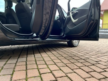 Opel Astra J Hatchback 5d 1.4 Twinport ECOTEC 100KM 2012 Opel Astra TYLKO125tyśkm SELECTION 2012 Klima 5D ZADBANA 1.4 Zwykła Benzyna, zdjęcie 14