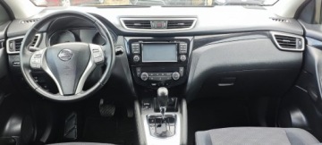 Nissan Qashqai II Crossover 1.6 dCi 130KM 2015 Nissan Qashqai Nissan Qashqai 1.6 131 KM ACENTA Zarejestrowany 1.6, zdjęcie 5