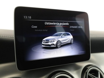 Mercedes Klasa A W176 Hatchback 5d Facelifting 180 122KM 2017 Mercedes A 180 AMG Line full LED Podg.fotele i, zdjęcie 22