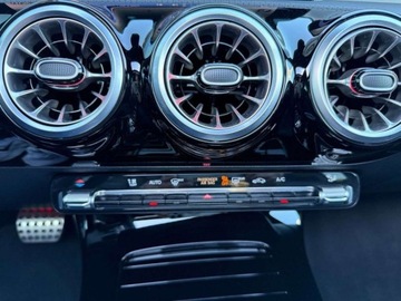 Mercedes CLA C118/X118 Coupe Facelifting 1.3 200 163KM 2024 Mercedes-Benz CLA Mercedes CLA 200 AMG Line-7G-DCT Gwarancja VAT 23 1.3, zdjęcie 19