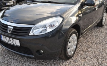 Dacia Sandero I Hatchback 5d 1.6 MPI 84KM 2012 Dacia Sandero 1.6 Benzyna Klimatyzacja Cz. parkowania 1.6 Benzyna 85KM, zdjęcie 14