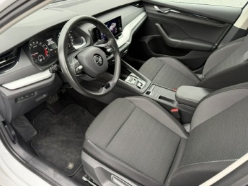 Skoda Octavia IV Liftback 2.0 TDI 115KM 2021 Škoda Octavia Skoda Octavia 2.0TDi 150KM 2021, zdjęcie 10