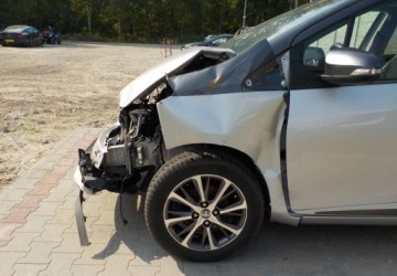 Toyota Yaris III Hatchback 5d Facelifting 2017 1.0 VVT-i 72KM 2020 Toyota Yaris y20 Okazja Benzyna 72KM, zdjęcie 8