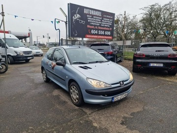 Peugeot 206 Hatchback 1.1 i 60KM 2003