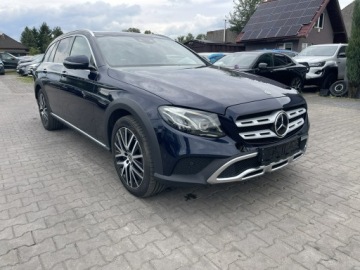 Mercedes Klasa E W213 All-Terrain 2.9 400d 340KM 2020 Mercedes E 400 Allterrain 4Matic Pamięć