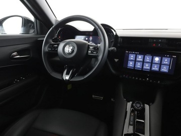 Alfa Romeo Junior 2025 Alfa Romeo Junior automat full LED virtual cocpit, zdjęcie 15