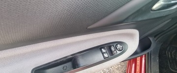 DS 3 2014 Citroen DS3 2014r, 1.2 Benzyna. Lekko uszkodzony prawy przod. Jezdzi 1.2, zdjęcie 6