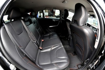 Volvo V60 I Kombi Facelifting 2.0 D2 DRIVE-E 120KM 2015 Volvo V60 LiFT Ocean Race Ledy Digital Skóra Navi, zdjęcie 18