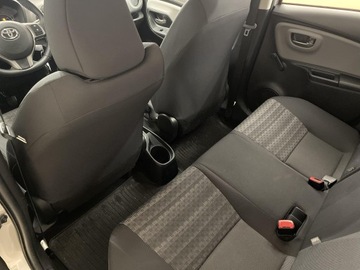 Toyota Yaris III Hatchback 5d Facelifting 1.33 Dual VVT-i 99KM 2015 Toyota Yaris 1.33 Premium MS EU6 III (2011-2019) T, zdjęcie 10