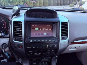 Toyota Land Cruiser IV 3.0 D-4D 163KM 2005 Toyota Land Cruiser 3.0 D Sol 163KM 2005r bezwypadkowy, zdjęcie 31